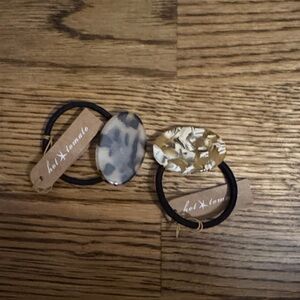 NWT Set of Two Hot Tomato Women's Hair Accessories - Black and Brown
